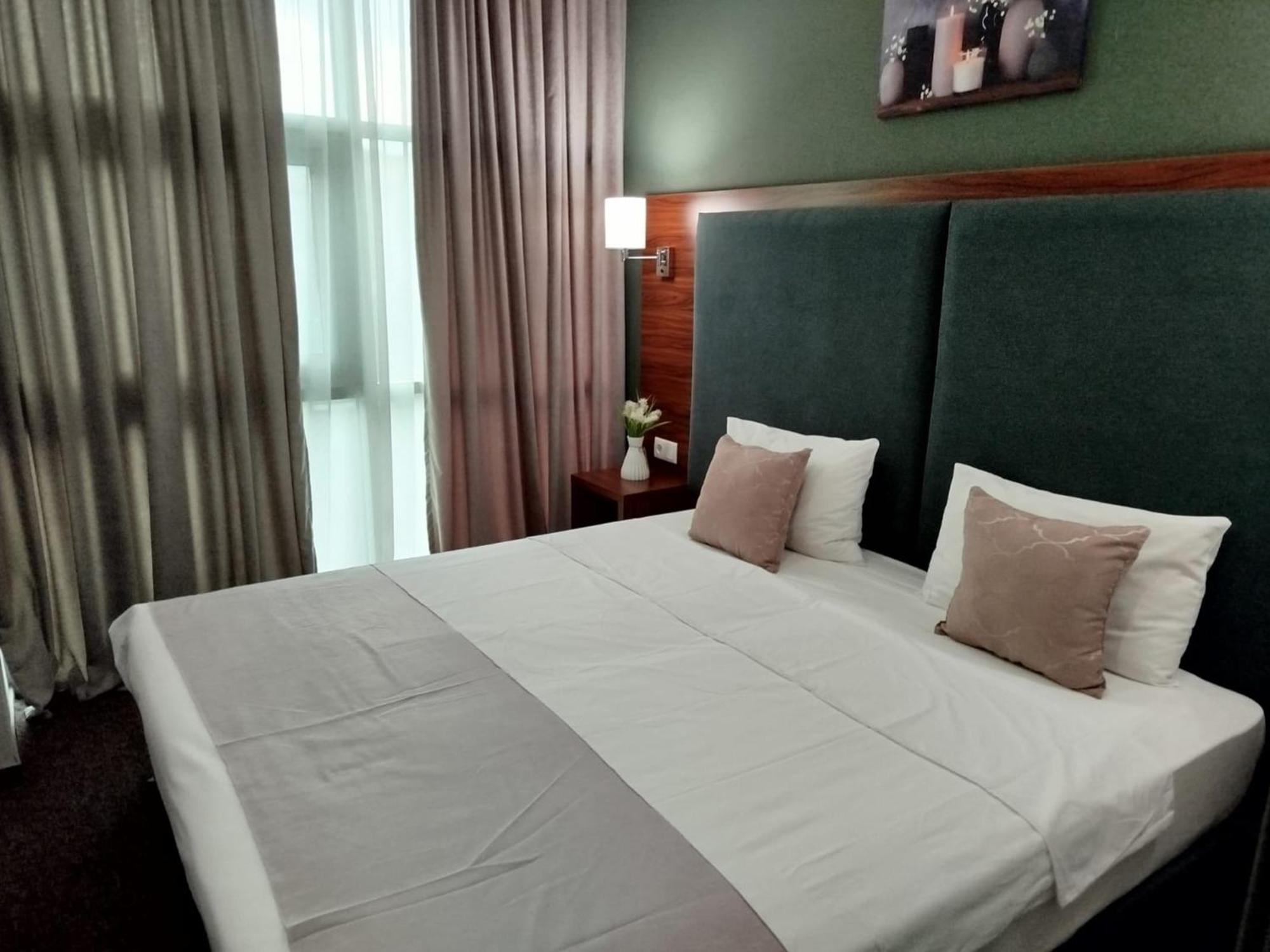 Green Tower Hotel Tbilisi Eksteriør bilde